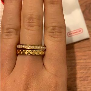 Set of gold coach rings